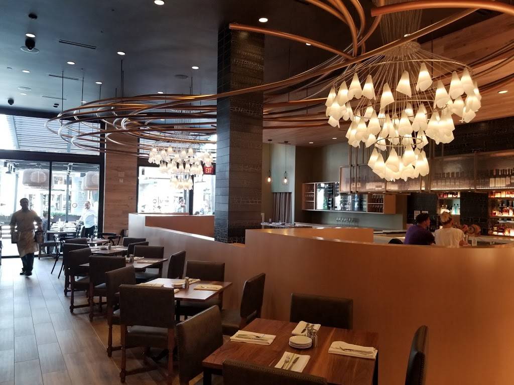 VIVO Italian Kitchen | restaurant | 100 Universal City Plaza, Los Angeles, CA 90068, USA | 8186220424 OR +1 818-622-0424