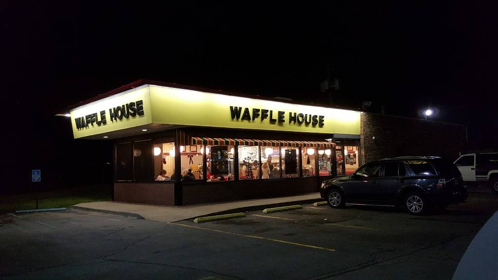 Waffle House | meal takeaway | 1931 St E 60th St, Anderson, IN 46013, USA | 7656497631 OR +1 765-649-7631