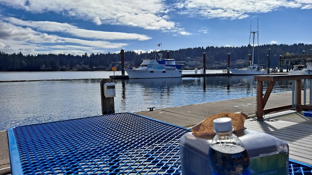 Novellis Crab and Seafood (Floating Metal Building) | restaurant | 100 Harbor Street, Boat Slip A13 On Boat Dock, across from grass field/Boardwalk. Go through gates and down ramp, Florence, OR 97439, USA | 5416397689 OR +1 541-639-7689