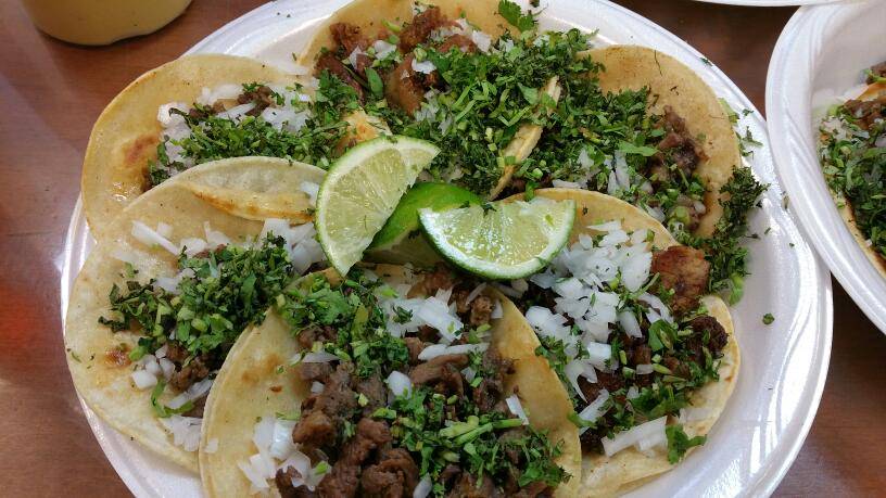 Tacos La Banqueta Puro D.F. | restaurant | 7233 Gaston Ave, Dallas, TX 75214, USA | 2143244445 OR +1 214-324-4445