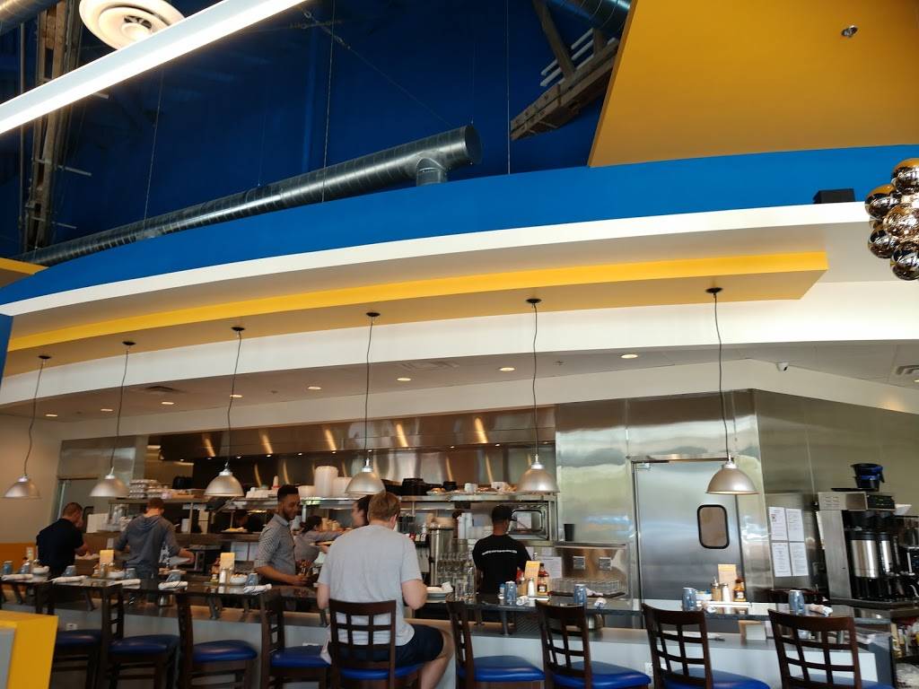 Yolk - Lincoln Park | cafe | 1504 N Fremont St Suite A, Chicago, IL 60642, USA | 7733823448 OR +1 773-382-3448