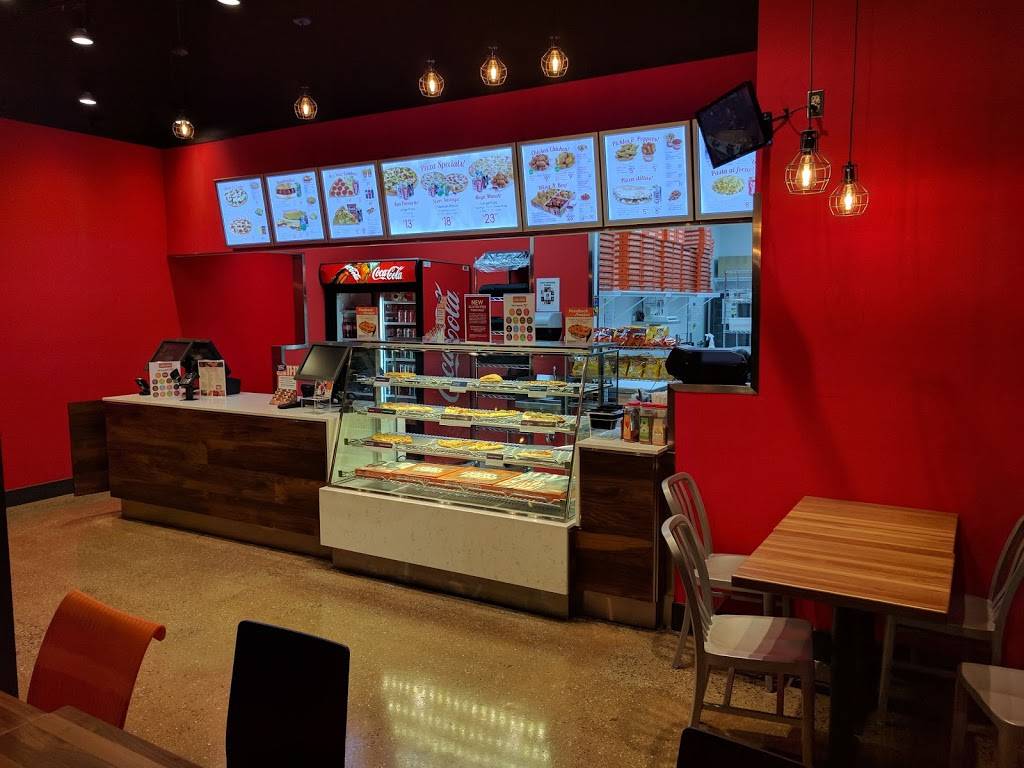 Pizza Pizza | meal delivery | 2539 Parkedale Ave, Brockville, ON K6V 3H2, Canada | 6133451111 OR +1 613-345-1111