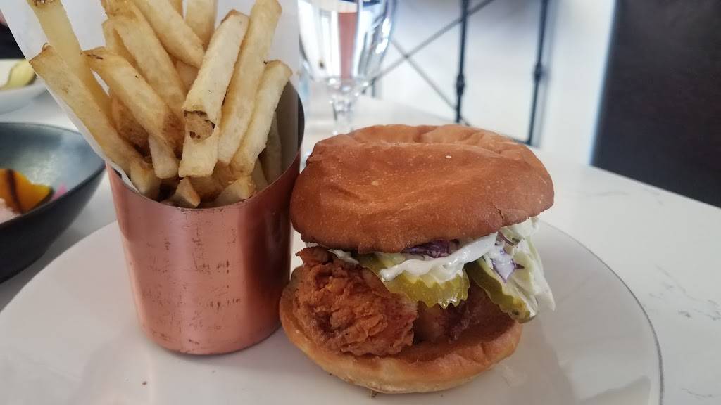 Oakwater American Bistro Restaurant | restaurant | 5540 Douglas Blvd, Granite Bay, CA 95746, USA | 9168721517 OR +1 916-872-1517