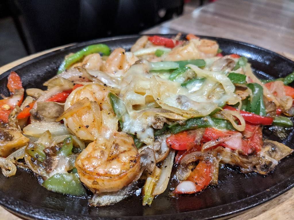 Copal Progressive Mexican Cuisine | restaurant | 4747 Pioneers Blvd, Lincoln, NE 68506, USA | 4024860488 OR +1 402-486-0488