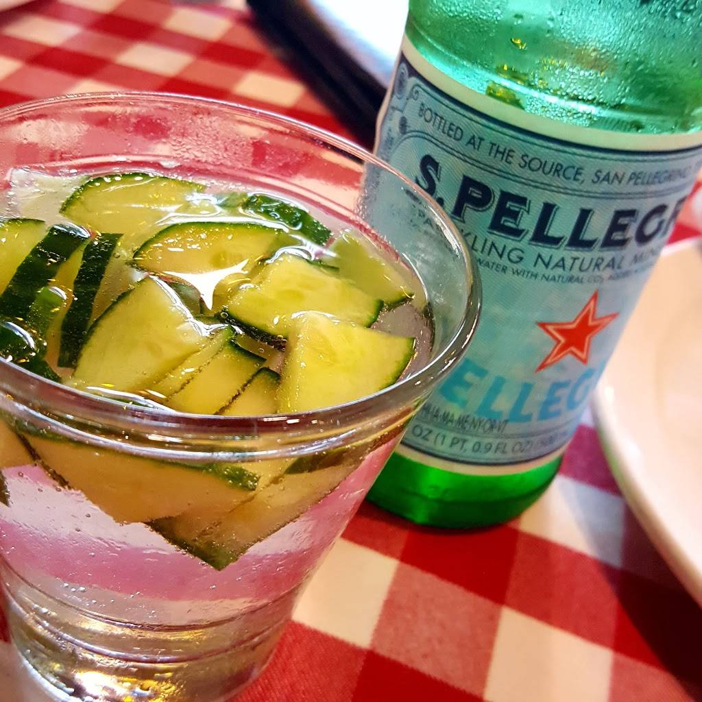 Grimaldis Pizzeria | restaurant | 2643 Commercial Center Blvd Suite C390, Katy, TX 77494, USA | 2815740070 OR +1 281-574-0070