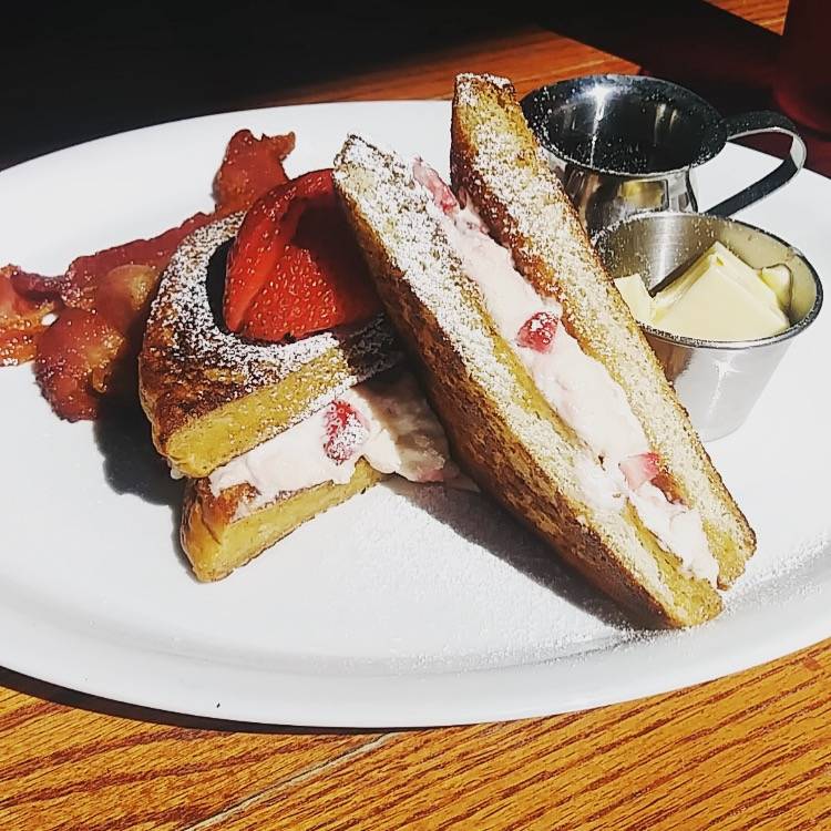 Pitchers Sports Bar | restaurant | 9920 Carmel Mountain Rd, San Diego, CA 92129, USA | 8584843777 OR +1 858-484-3777