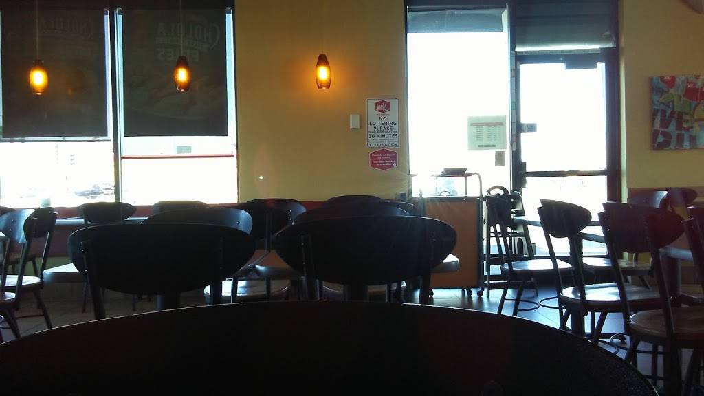 Jack in the Box | restaurant | 1921 W Broadway Rd, Phoenix, AZ 85041, USA | 6023059019 OR +1 602-305-9019