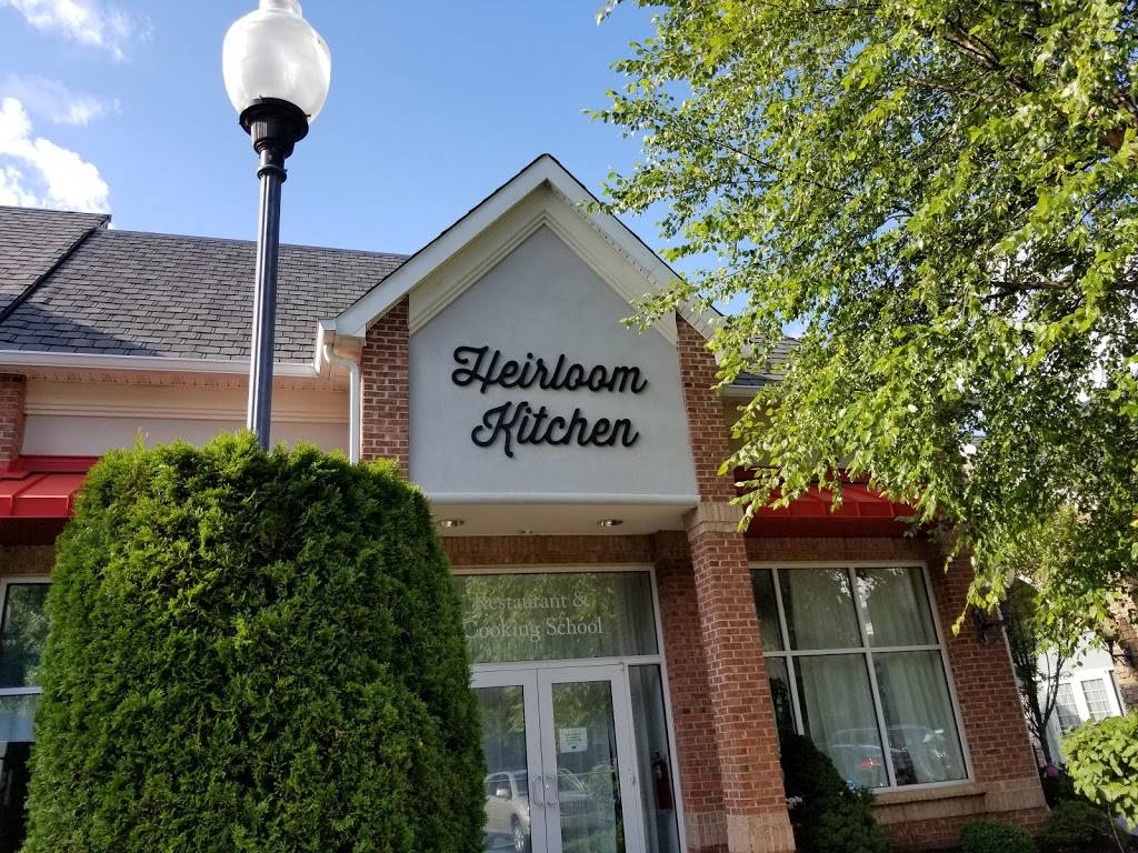 Heirloom Kitchen | restaurant | 3853 County Rd 516, Old Bridge, NJ 08857, USA | 7327279444 OR +1 732-727-9444
