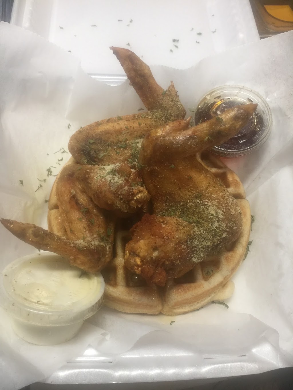 Fabulous Flavors Friends Diner Restaurant LLC | restaurant | 2063 E Brooks Rd, Memphis, TN 38116, USA | 9013140735 OR +1 901-314-0735