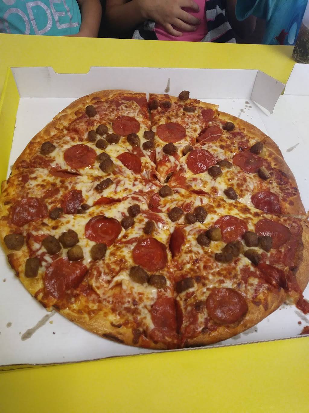 Hungry Howies Pizza | meal delivery | 2501 Hwy 60 East, Valrico, FL 33594, USA | 8136540650 OR +1 813-654-0650