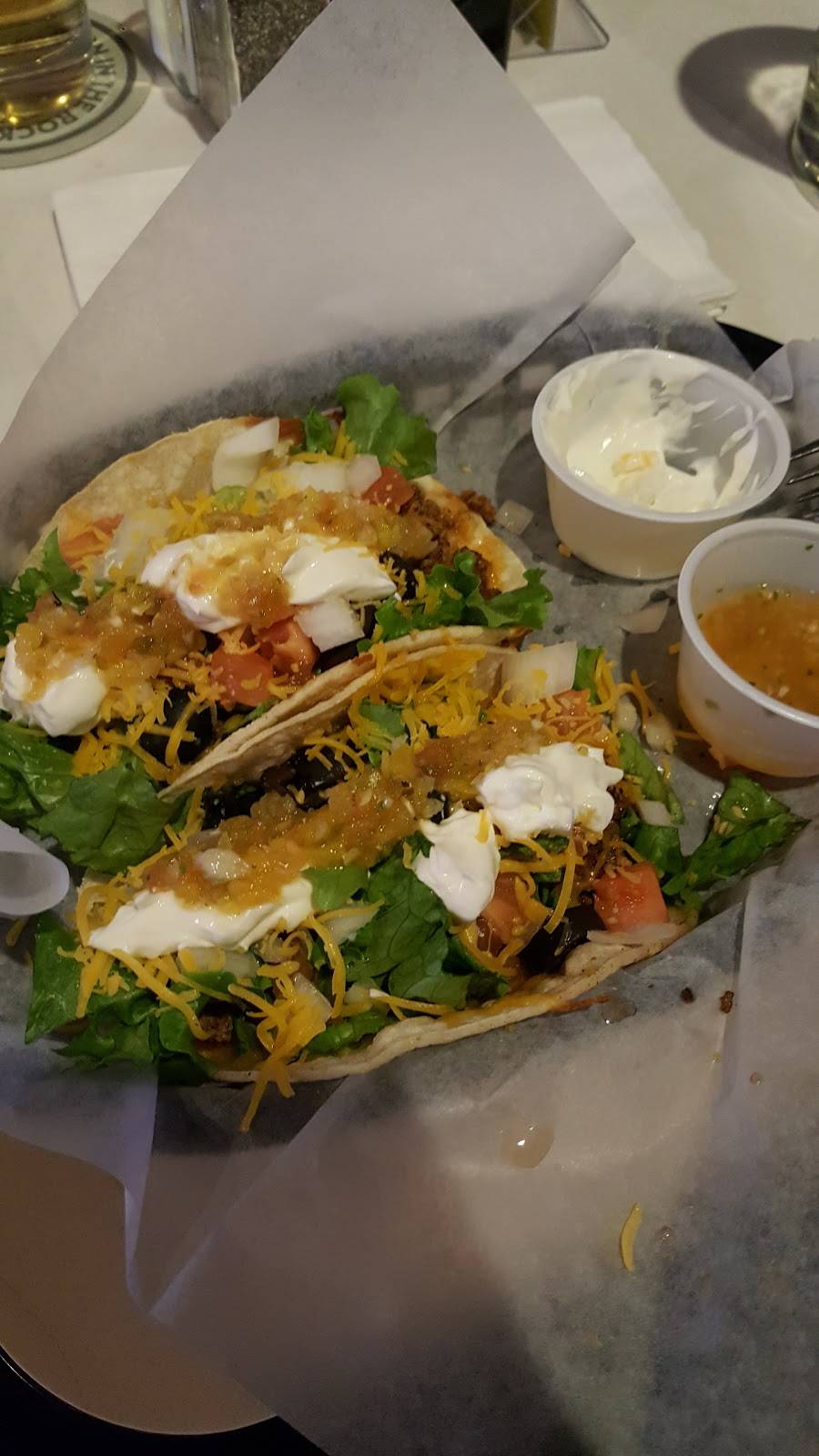 Blue Diamond Pool Grill | restaurant | 3330 Commercial St SE, Salem, OR 97302, USA | 5033858770 OR +1 503-385-8770