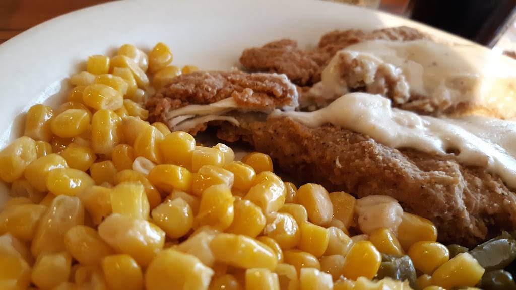 Cracker Barrel Old Country Store | restaurant | 800 N Interstate Dr, Norman, OK 73072, USA | 4053603117 OR +1 405-360-3117