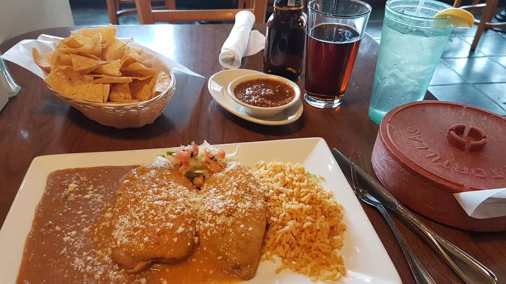 Casa Grande Mexican Bar | restaurant | 30 W 11th St, Tracy, CA 95376, USA | 2098365344 OR +1 209-836-5344