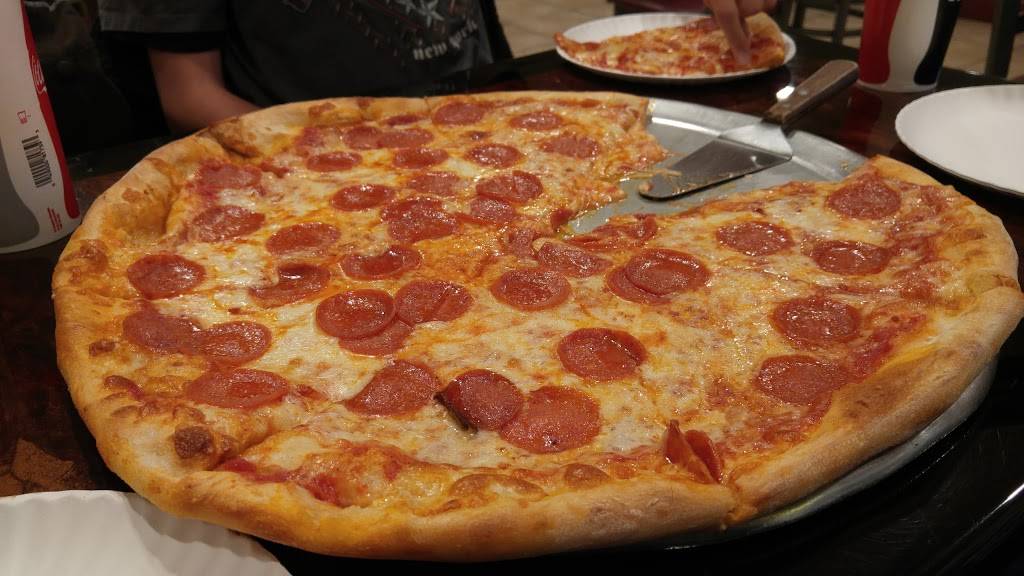 Marios | restaurant | 655 Broadway, Massapequa, NY 11758, USA | 5167971122 OR +1 516-797-1122