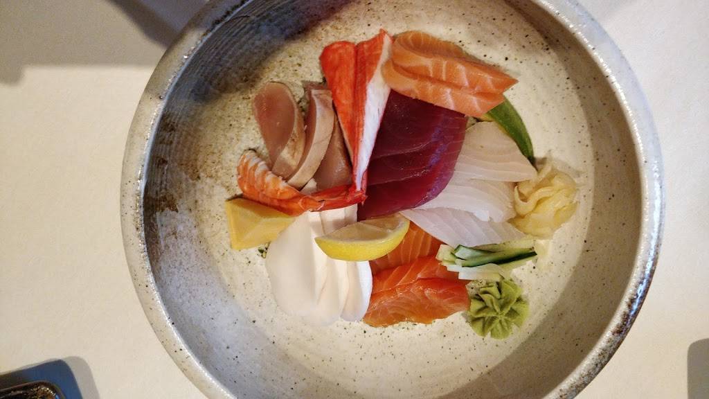 Ami Sushi | restaurant | 187 Cross Ave, Oakville, ON L6J 2W7, Canada | 9058493877 OR +1 905-849-3877