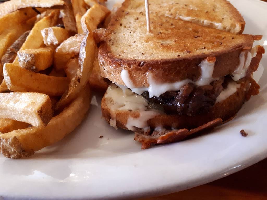 Debs Gas Bar & Restaurant | restaurant | 5475 Old Highway 2, Shannonville, ON K0K 3A0, Canada | 6139611816 OR +1 613-961-1816