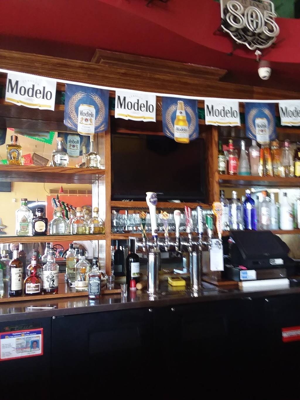 Amigos | restaurant | 2833 E Vineyard Ave, Oxnard, CA 93036, USA | 8052780099 OR +1 805-278-0099