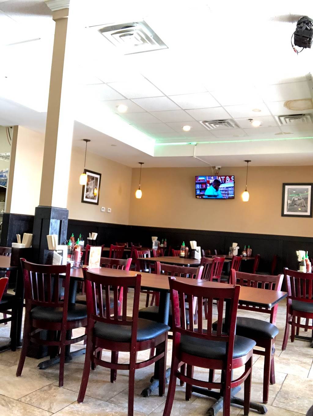 Pho Thien Vietnamese Kitchen | restaurant | 931 W 75th St #177, Naperville, IL 60565, USA | 6304455155 OR +1 630-445-5155