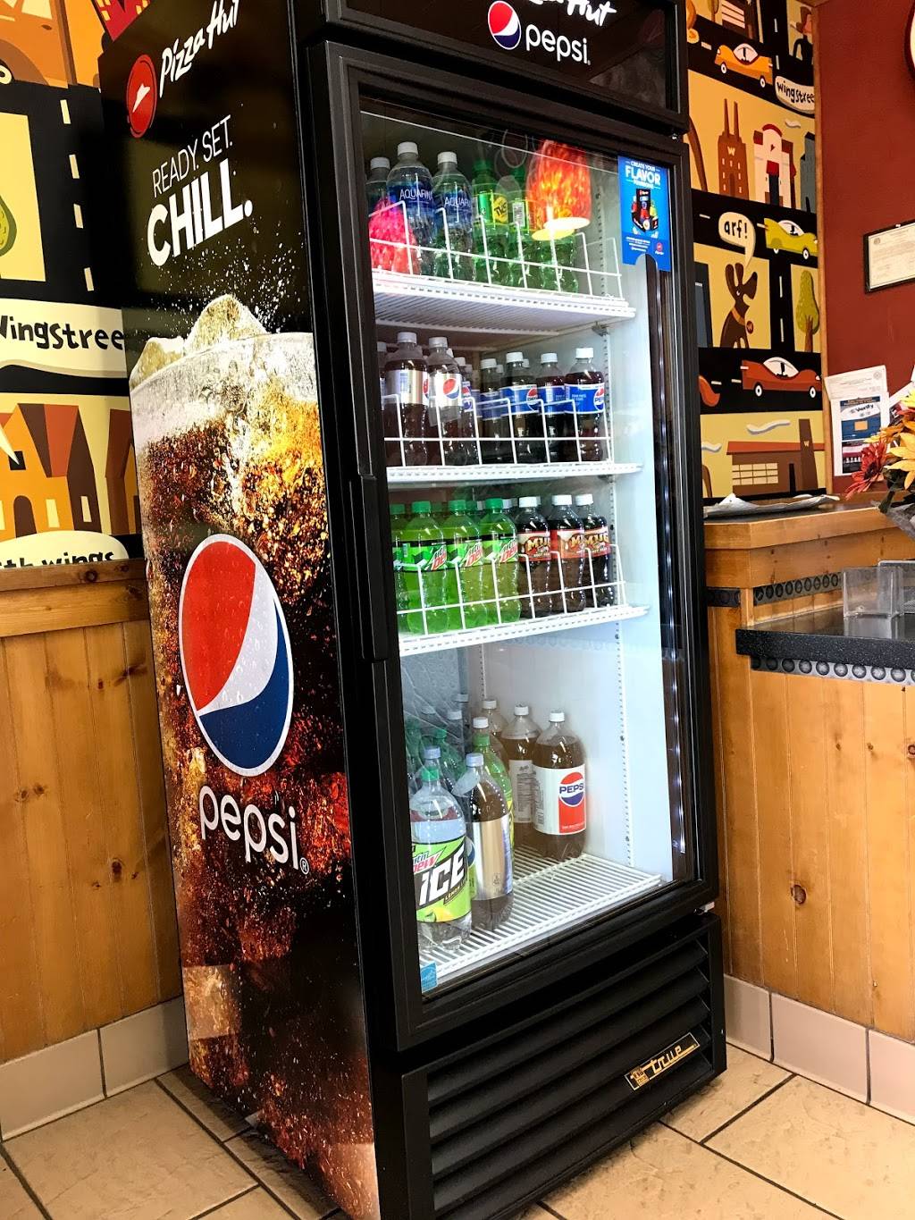 Pizza Hut | restaurant | 3145 E Chandler Blvd, Phoenix, AZ 85048, USA | 4807592428 OR +1 480-759-2428