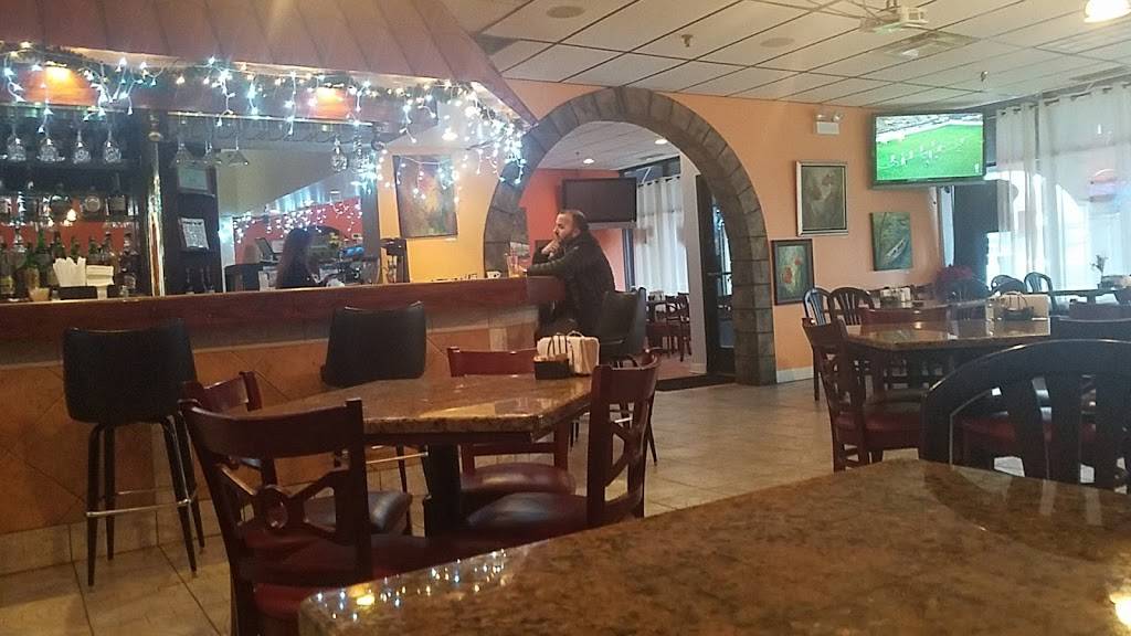 Cafe Il Cortile | restaurant | 2953, 8445 W Lawrence Ave, Chicago, IL 60656, USA | 7736257087 OR +1 773-625-7087