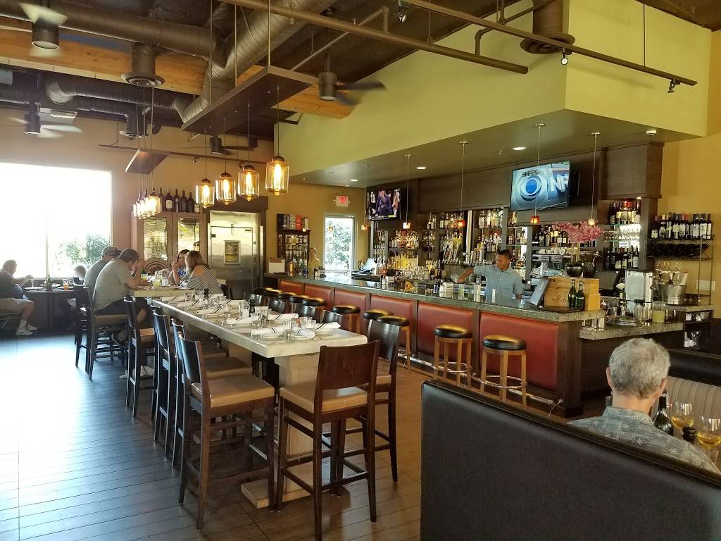 Yannis Bar & Grill | restaurant | 12015 Scripps Highlands Dr, San Diego, CA 92131, USA | 8585270011 OR +1 858-527-0011