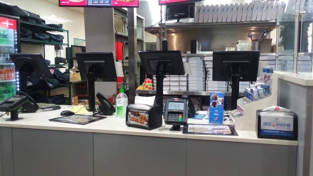 Dominos Pizza | meal delivery | 15166 Bellaire Blvd, Houston, TX 77083, USA | 2815685335 OR +1 281-568-5335