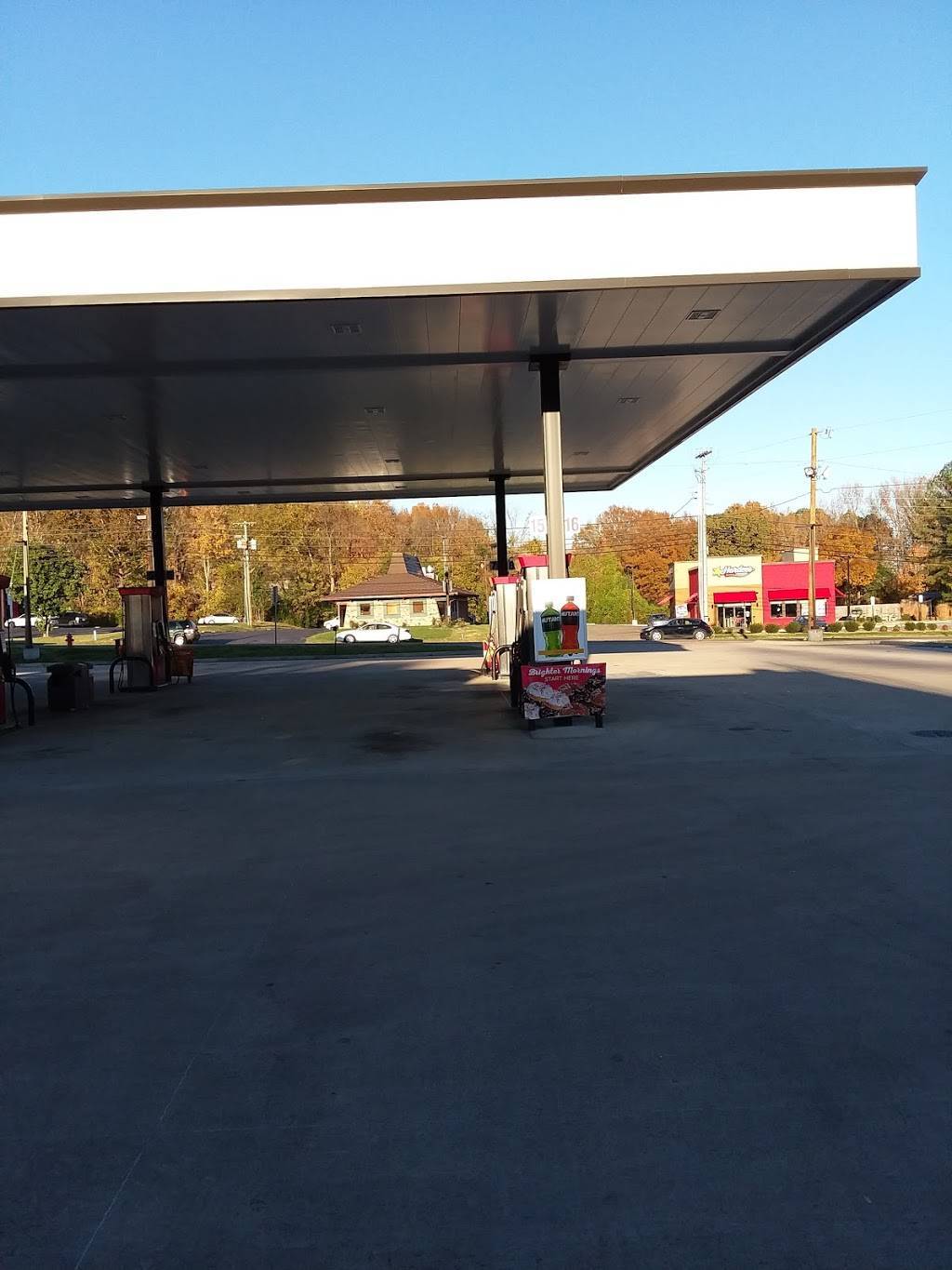 Caseys | meal takeaway | 1002 Mineral Wells Ave, Paris, TN 38242, USA | 7316424570 OR +1 731-642-4570