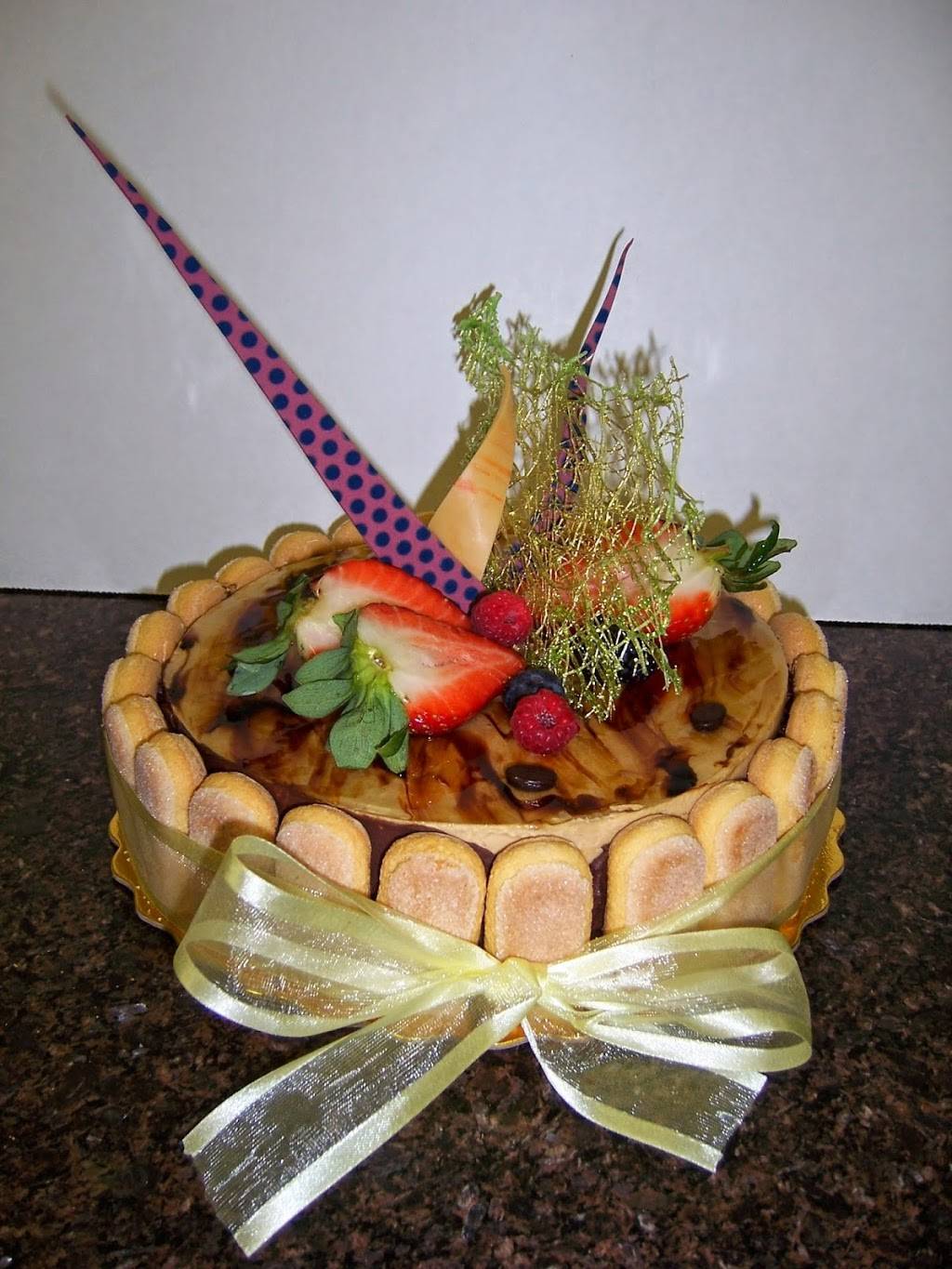 Sara J Pastries & Cakes | bakery | 7307 Canoga Ave, Canoga Park, CA 91303, USA | 8183476241 OR +1 818-347-6241