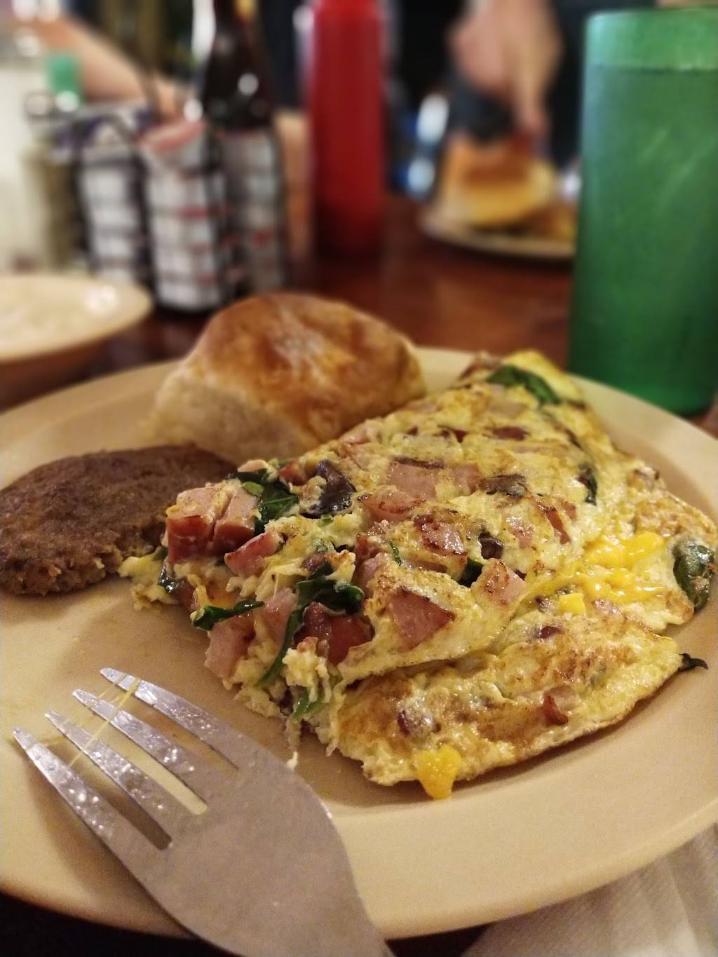 Athens Cafe | cafe | 607 E Tyler St #106, Athens, TX 75751, USA | 9036755504 OR +1 903-675-5504