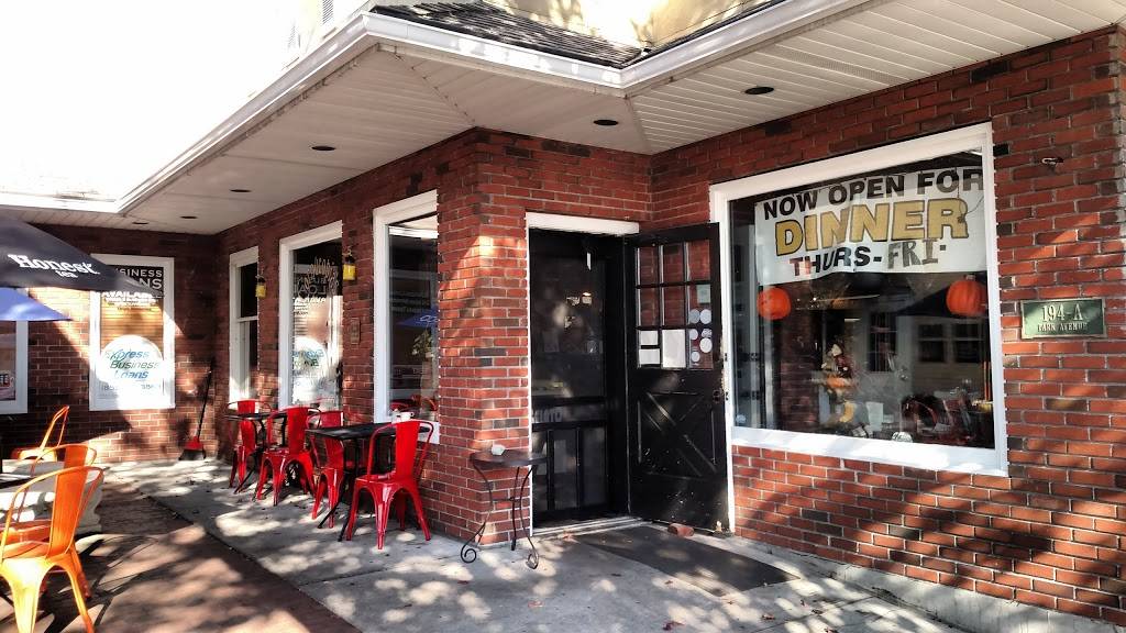 Cornucopias Noshery, Inc. | restaurant | 194 Park Ave A, Amityville, NY 11701, USA | 6316084580 OR +1 631-608-4580