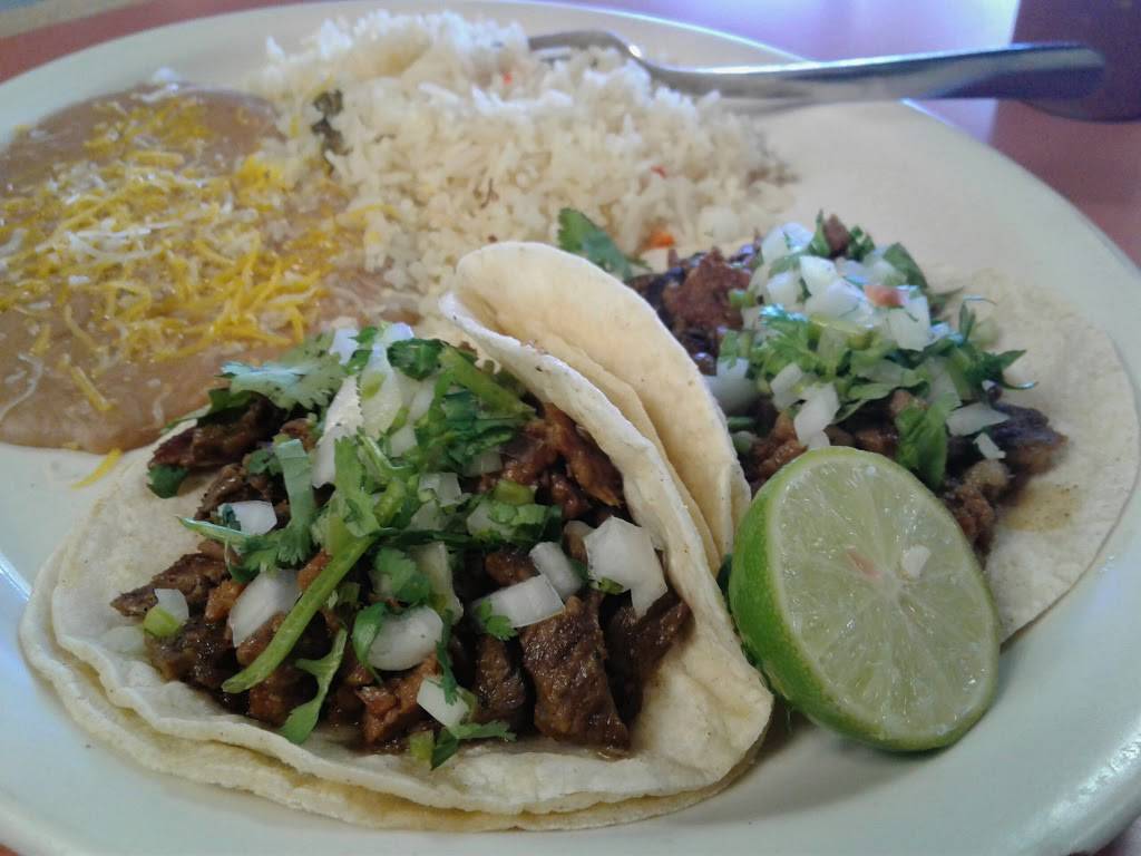 La Olmeca Restaurant | restaurant | 6066 S Central Ave, Phoenix, AZ 85042, USA | 6022767531 OR +1 602-276-7531