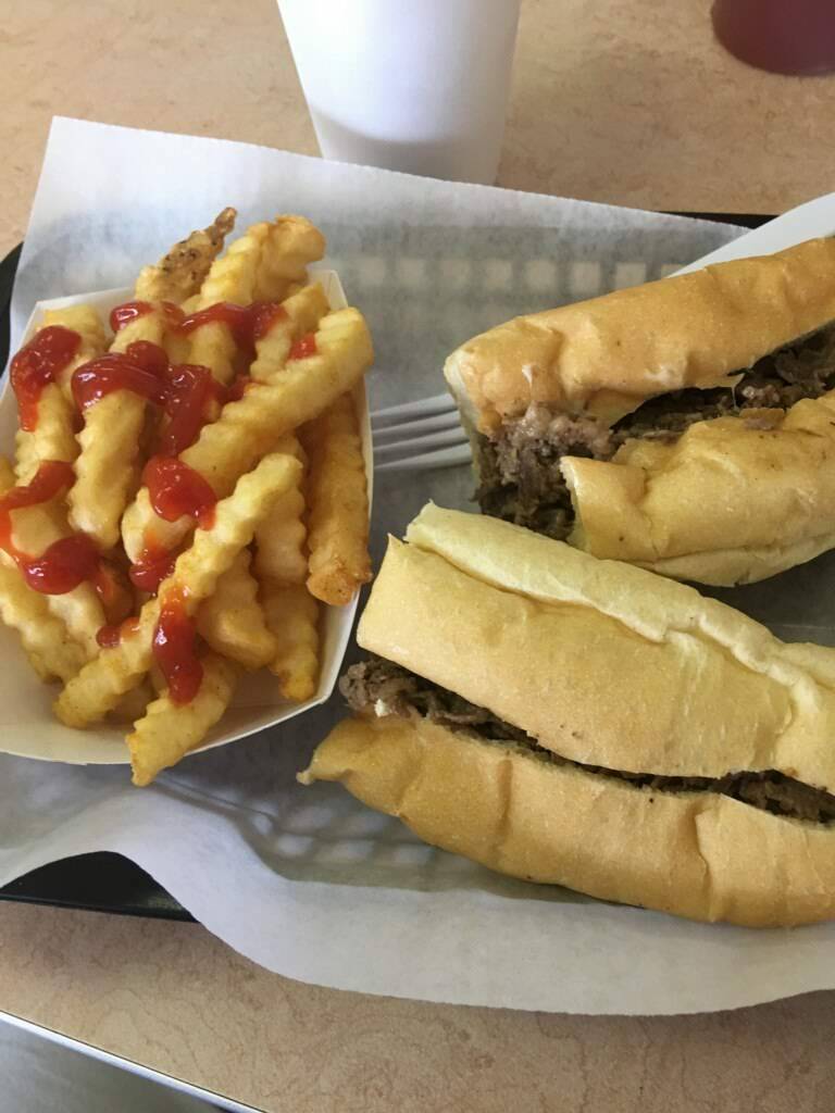 Genis Philly Steaks | restaurant | 725 S Ronald Reagan Blvd #109, Longwood, FL 32750, USA | 4078343354 OR +1 407-834-3354