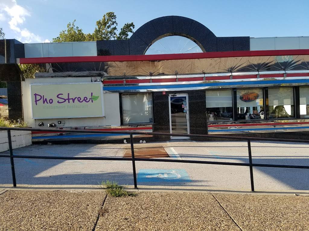 Pho Street | restaurant | 204 Baltimore Pike, Springfield, PA 19064, USA | 6105443934 OR +1 610-544-3934