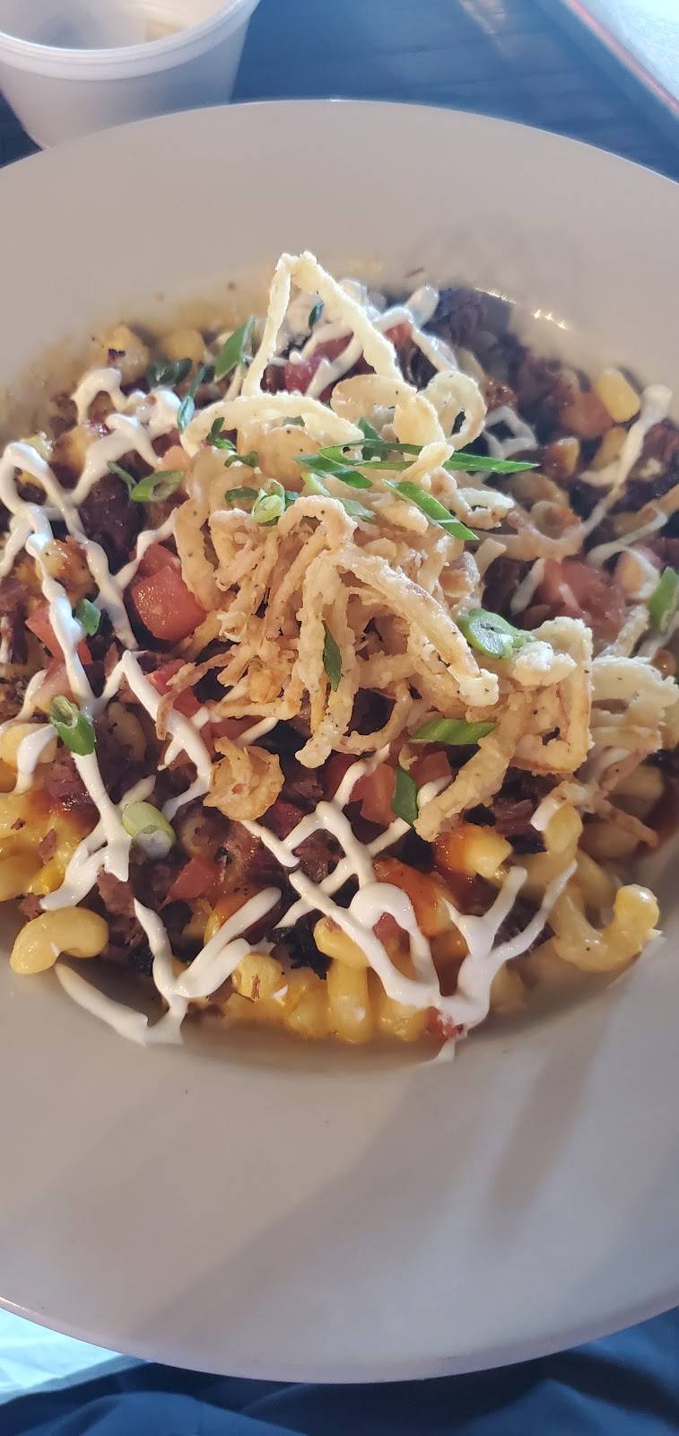 Slingers Smokehouse & Saloon | restaurant | 5853 Palmer Park Blvd, Colorado Springs, CO 80915, USA | 7194247664 OR +1 719-424-7664