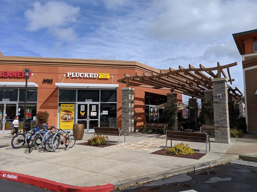 Plucked Chicken & Beer | restaurant | 6762 Bernal Ave #630, Pleasanton, CA 94566, USA | 9254250795 OR +1 925-425-0795
