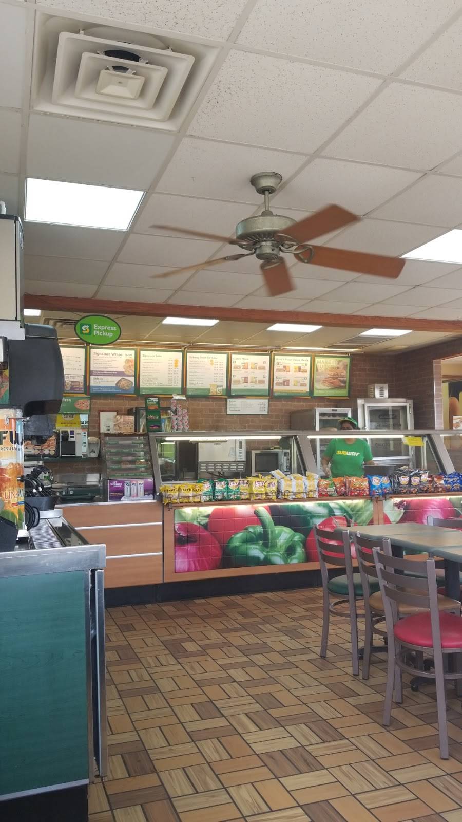 Subway | restaurant | 720 Main St NE, Hanceville, AL 35077, USA | 2563522444 OR +1 256-352-2444