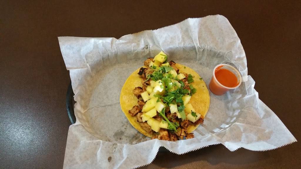 Lonestar Taco | restaurant | 6606 Farm to Market Rd 1488, Magnolia, TX 77354, USA | 9362318332 OR +1 936-231-8332