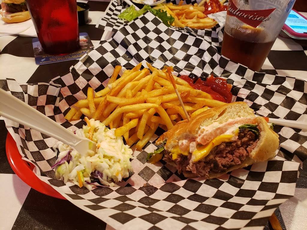 Brickyard Lounge and Grill | restaurant | 747 W International Speedway Blvd, Daytona Beach, FL 32114, USA | 3862532270 OR +1 386-253-2270