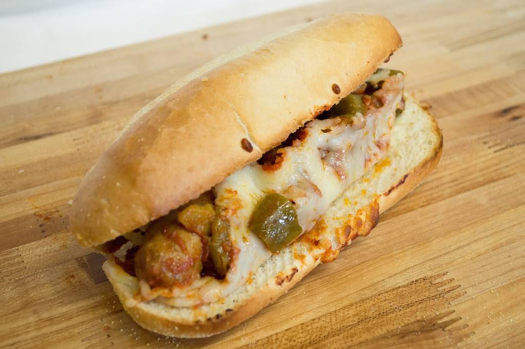 Westgate Pizza Company - Austintown | restaurant | 4401 Mahoning Ave, Youngstown, OH 44515, USA | 3307993900 OR +1 330-799-3900