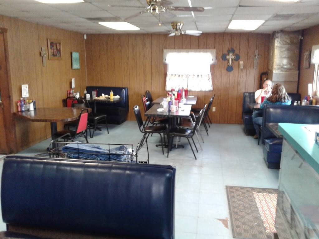 Debbies Restaurant | restaurant | 1102 NE Big Bend Trail, Glen Rose, TX 76043, USA | 2548974399 OR +1 254-897-4399