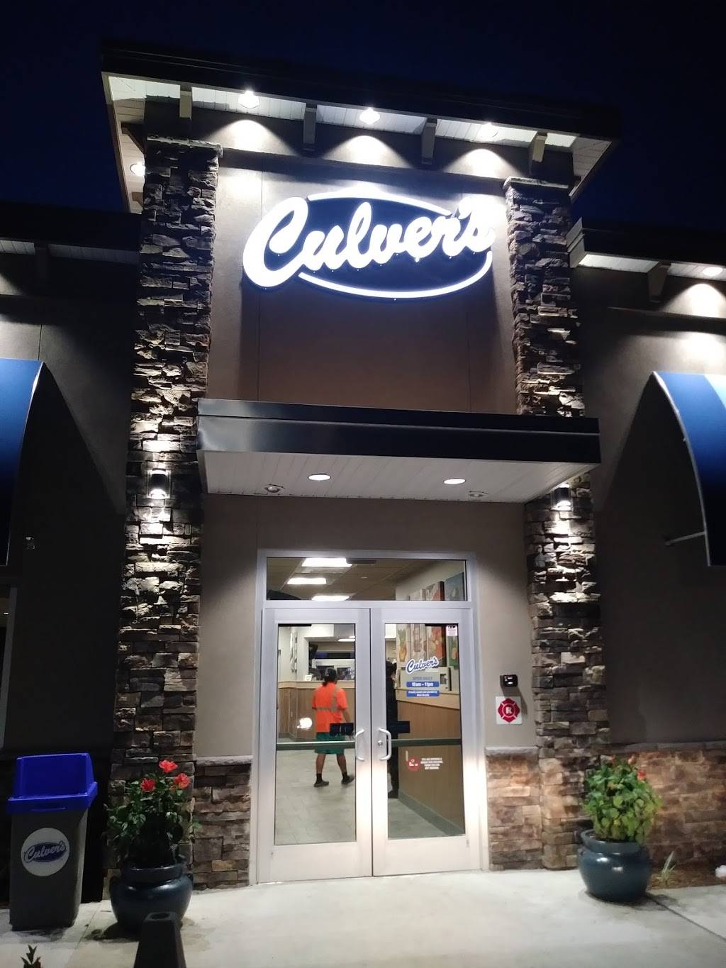 Culvers | restaurant | 6386 Gall Blvd, Zephyrhills, FL 33542, USA | 8138159152 OR +1 813-815-9152