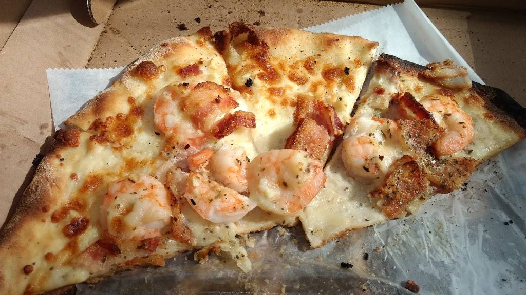 Papas Pizza & Pasta | meal takeaway | 258 Naugatuck Ave, Milford, CT 06460, USA | 2038740215 OR +1 203-874-0215