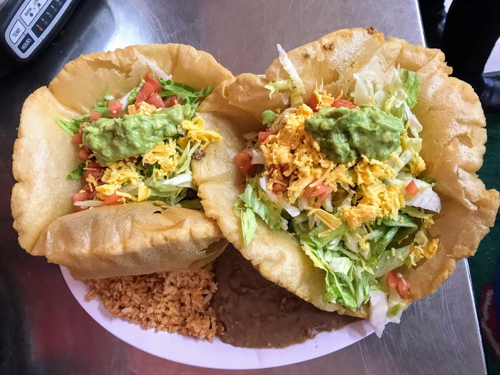 Rolandos Super Tacos | restaurant | 919 W Hildebrand Ave, San Antonio, TX 78201, USA | 2105495950 OR +1 210-549-5950