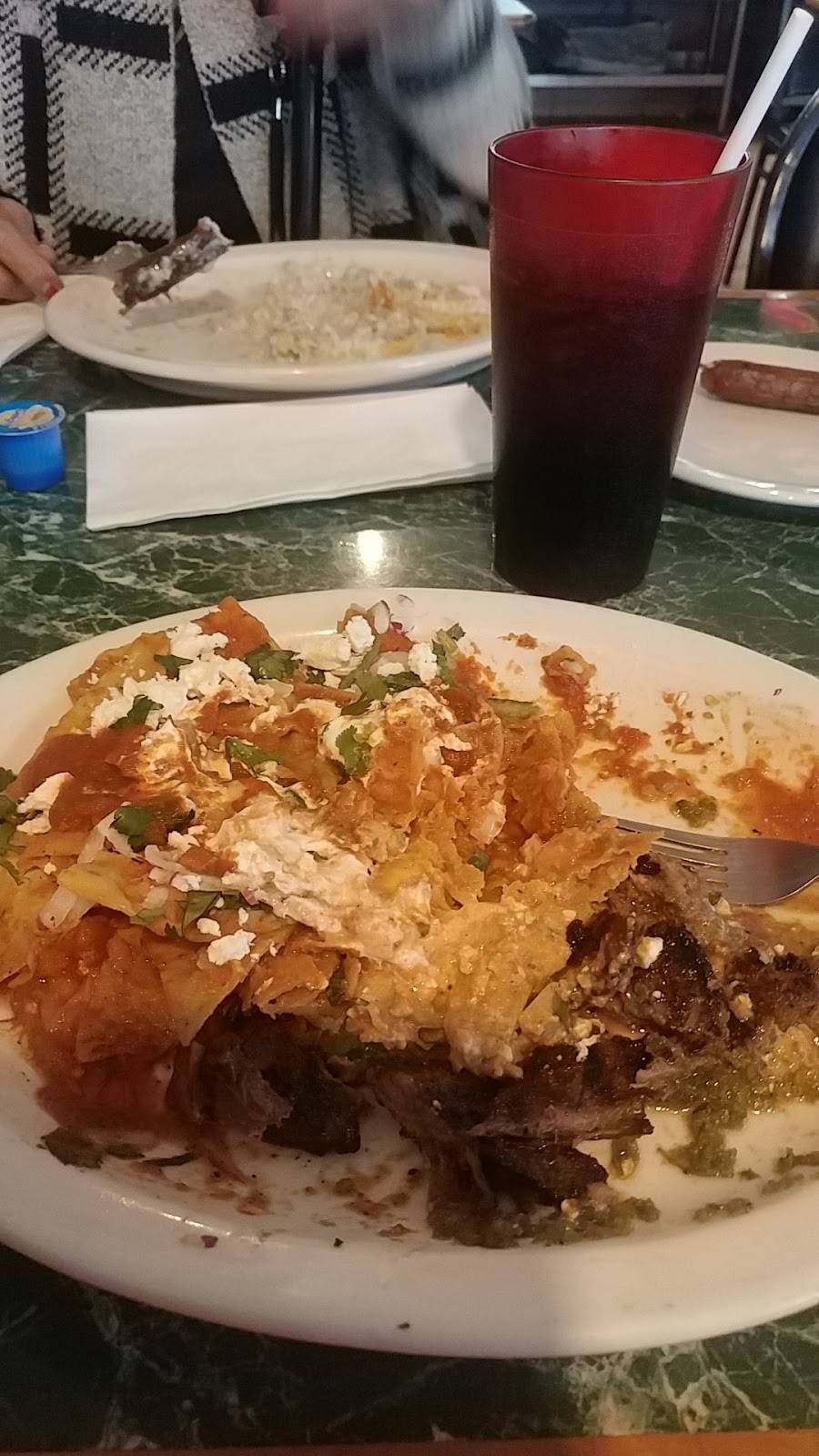 Mamas Restaurant | restaurant | 457 W N Scott St, Joliet, IL 60432, USA | 8152805970 OR +1 815-280-5970