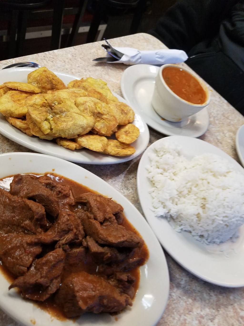 D Polancos | restaurant | 33-13 108th St, Corona, NY 11368, USA | 7185659598 OR +1 718-565-9598