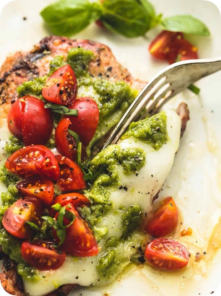 Silver Spoons | restaurant | 127 W Central Ave, Andover, KS 67002, USA | 3162391534 OR +1 316-239-1534