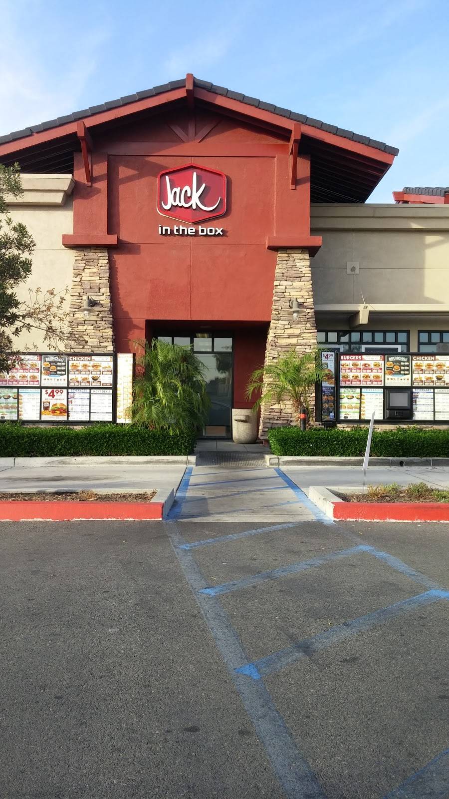 Jack in the Box | restaurant | 15948 Whittier Blvd, Whittier, CA 90603, USA | 5629432834 OR +1 562-943-2834