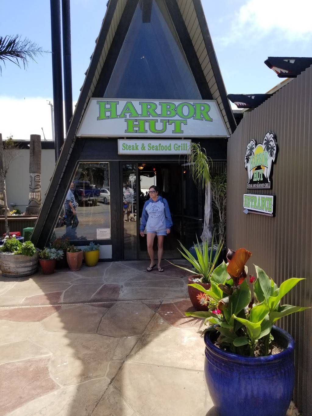 Harbor Hut | restaurant | 1205 Embarcadero, Morro Bay, CA 93442, USA | 8057722255 OR +1 805-772-2255