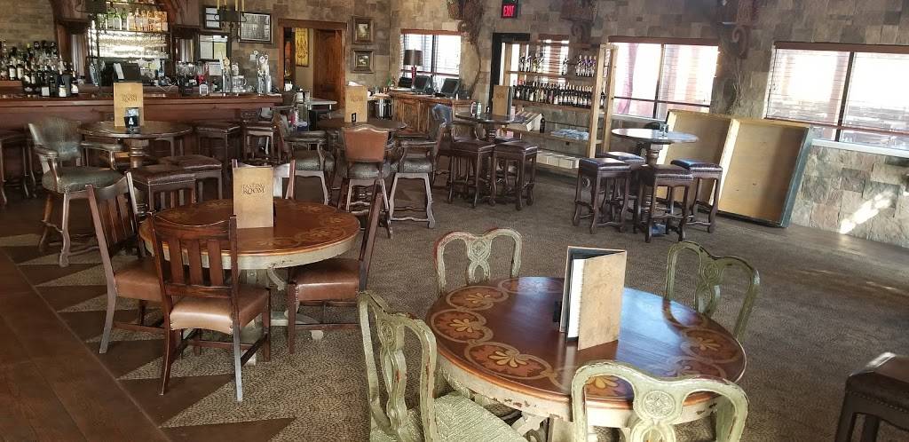 Tasting Room at Walkers Bluff | restaurant | 14250 Meridian Rd, Carterville, IL 62918, USA | 6189569900 OR +1 618-956-9900