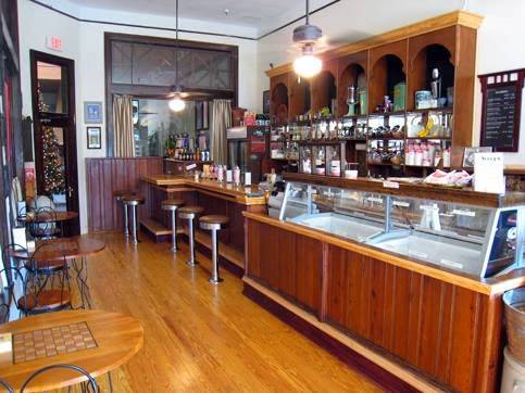 The Edgewater Hotel | restaurant | 99 W Plant St, Winter Garden, FL 34787, USA | 4076546921 OR +1 407-654-6921